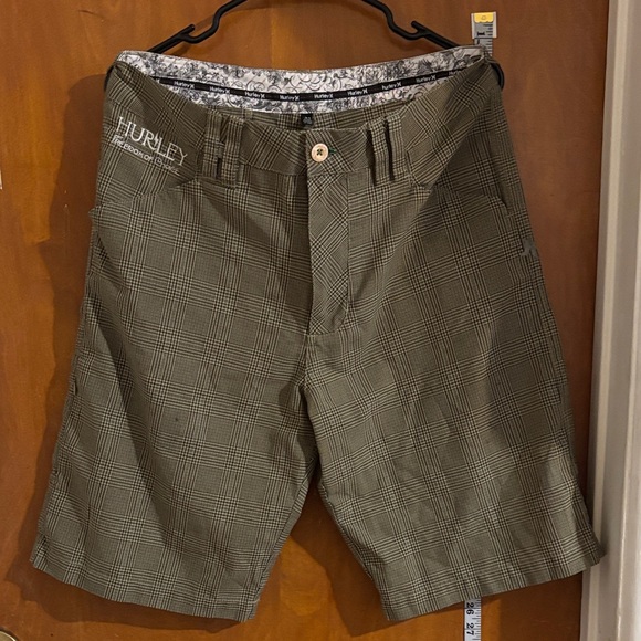 Hurley Men's Checkered Olive Shorts - Picture 1 of 6